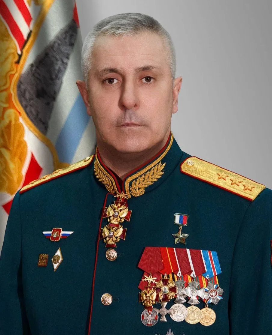 Федор Щукин поздравил Рустама Мурадова с назначением на пост начальника Главного управления боевой подготовки ВС РФ