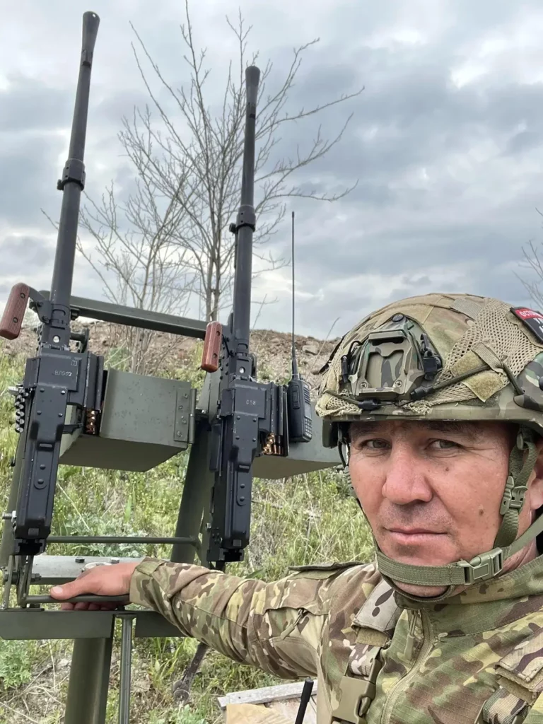 Участник СВО из Ногайского района Камиль Атангулов награждён почётной грамотой от командования части