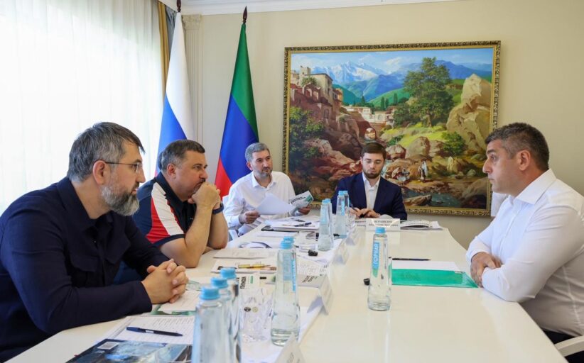 «Как на „Поле чудес“»