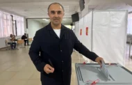 Юрий Гамзатов проголосовал на выборах в Дагестане
