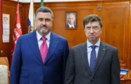 Фёдор Щукин поздравил с 65-летием руководителя ансамбля «Лезгинка» Джамбулата Магомедова