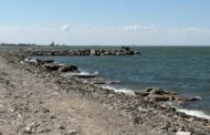 Предприниматель ответит за возведение насыпи в море
